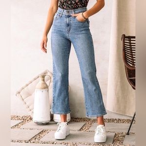 Levi’s denim high waisted crop flare jeans size 27